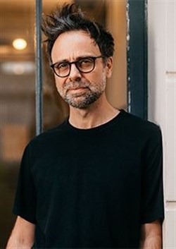 Affiche de David Castello-Lopes dans Délicieux