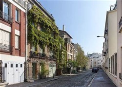 Affiche de Visite guidée : balade sur la Butte Bergeyre et dans le quartier Rébeval | par Loetitia Mathou