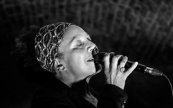 Affiche de Viviane Ginapé invite Philippe Milanta : A nod to Duke