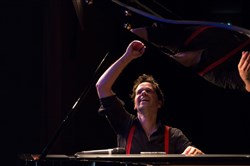 Affiche de Noël jazz avec Pierre-Yves Plat