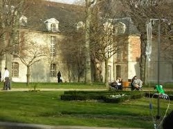 Affiche de Visite guidée : L'Hôpital Saint-Louis | par Pierre-Yves Jaslet
