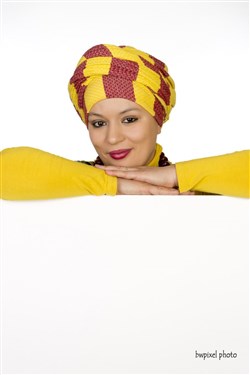Affiche de Samia Orosemane dans Femme de couleurs