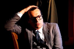 Affiche de La vie et la mort de J. Chirac, roi des français