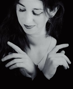 Affiche de Célia Onéto Bensaïd : Echoes