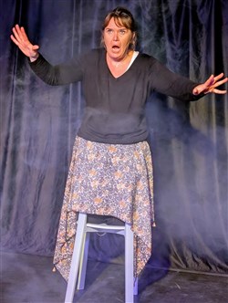 Affiche de Mélanie Sandt dans Mel, 43 ans, toutes ses dents !