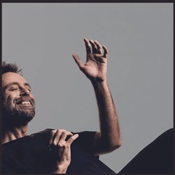 Affiche de David Castello-Lopes dans Délicieux