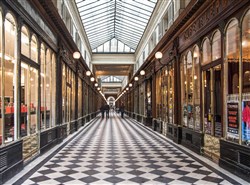 Affiche de Visite guidée : Les passages couverts autour du Palais Royal | par Aurélie
