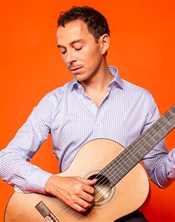 Affiche de Thibault Cauvin : Récital de guitare classique
