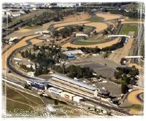 Affiche de 24H du Mans Moto 2007 - Survol du circuit Bugatti