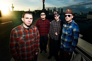Affiche de The Aggrolites + Union jack