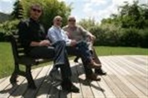 Affiche de AZ III Trio swingue Aznavour