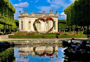 Affiche de Visite guidée : Balade Champêtre dans les jardins de Versailles et visite des Trianons | par Murielle Rudeau