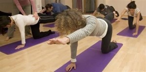 Affiche de Cours de placement corporel techniques pilates et feldenkrais