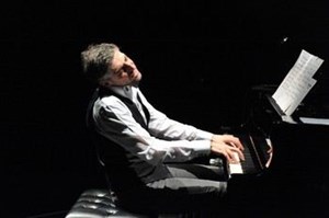 Affiche de Giovanni Mirabassi solo & trio