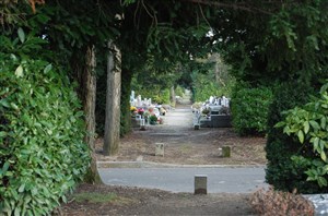 Affiche de Visite guidée : Célébrités et tombeaux notables du cimetière de Bagneux | Philippe Landru