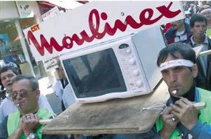 Affiche de Moulinex, la mécanique du pire + débat