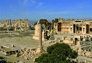 Affiche de Baalbek (Liban) : Topographie d'un sanctuaire de l'Empire Romain et de l'Antiquité tardive