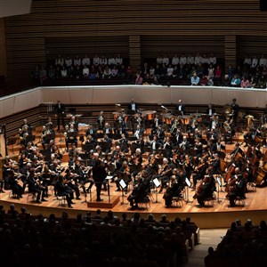 Affiche de Orchestre National de Lille & Matilda Lloyd | Flâneries Musicales de Reims 2024