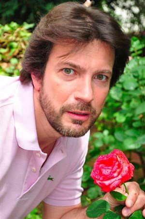 Affiche de Laurent Nourry dans The One