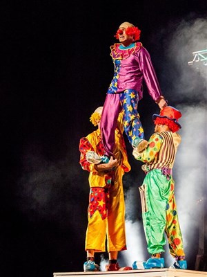 Affiche de Coco Bongo spectacle de Noël