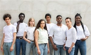 Affiche de 8 Ensemble