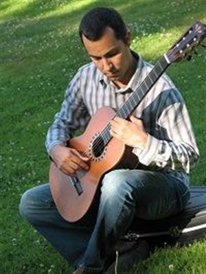 Affiche de Récital de guitare classique par Ernesto Sanchez