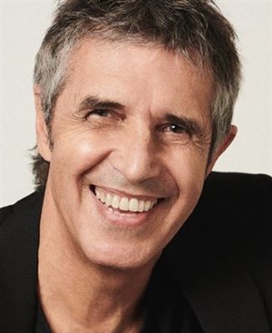 Affiche de Julien Clerc : Les jours heureux | Acoustique