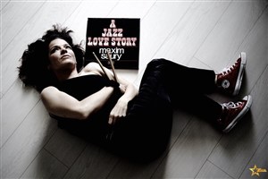 Affiche de Julie Saury Sextet Presents For Maxim - A Jazz Love Story