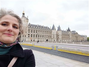 Affiche de Visite guidée : Au coeur de Paris: l'île de la Cité ! | par Marine Bonnet