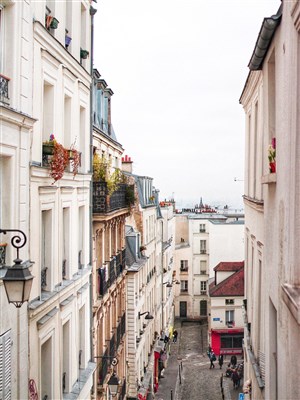 Affiche de Trio de jeux de piste en autonomie sur la butte Montmartre | par Balade-toi