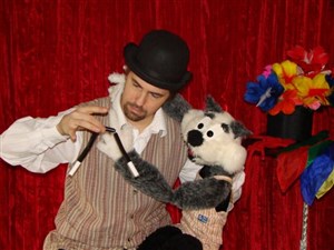 Affiche de Spectacle de magie et ventriloquie