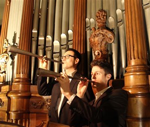 Affiche de Des pieds et des mains : Orgue à 4 mains et 4 pieds