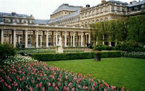 Affiche de Visite guidée : Flâneries du Palais Royal aux passages couverts | Par Patrizia M