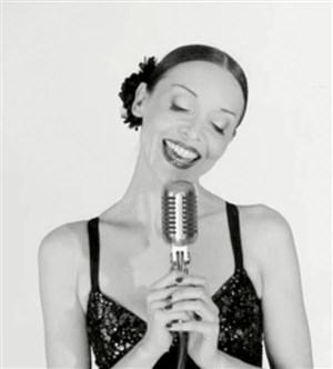 Affiche de Cynthia Queenton