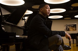 Affiche de Christian Sands Trio