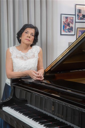 Affiche de Valentina Diaz-Frenot : Récital de piano