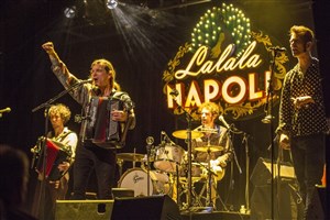 Affiche de Lalala Napoli + Kumbia Boruka