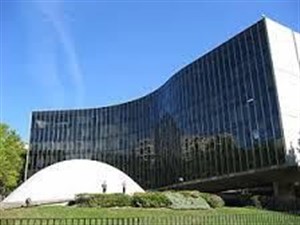 Affiche de Visite guidée : Le siège du Parti Communiste, chef d'oeuvre d'Oscar Niemeyer | par Pierre-Yves Jaslet