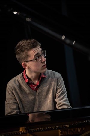 Affiche de Arthur Coatalen joue Bach, Mozart, Chopin | Les étoiles du piano