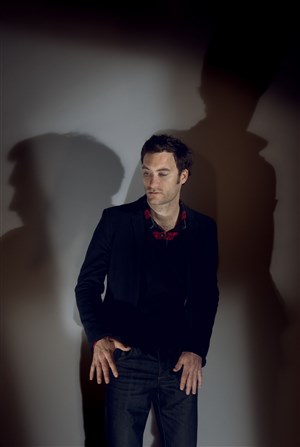 Affiche de Leonard Ari