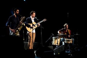 Affiche de Danny Buckton trio | 1ère partie: Zoé Malouvet