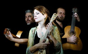 Affiche de Agnès Jaoui | El trio de mis amores