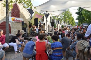 Affiche de Bercy Village se met à l'heure d'été en musique ! Festival Musiques en Terrasse