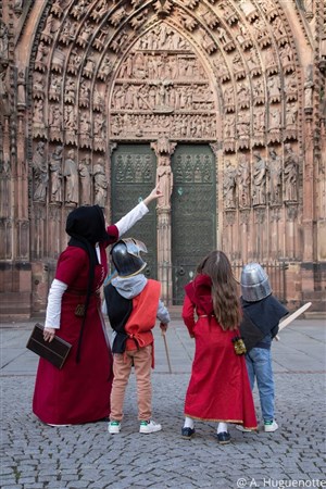Affiche de Visite guidée insolite : Strasbourg cité libre du Moyen Âge | par Epok'tour