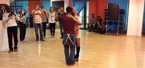 Affiche de Cours de Kizomba | Débutant ou Intermédiaire