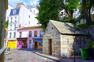 Affiche de Visite guidée : Haut de Belleville et Ménilmontant | Petites et grandes histoires