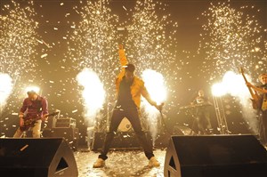 Affiche de Coverqueen : The ultimate tribute to Freddie Mercury