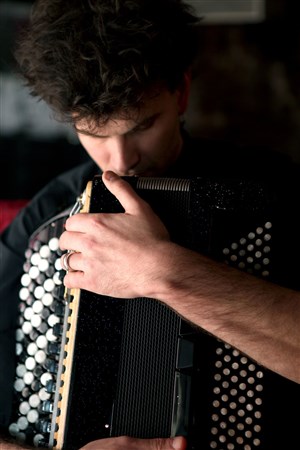 Affiche de Edouard Ferlet 'Think Bach' piano Solo + François Salque, Vincent Peirani 'Est' Duo