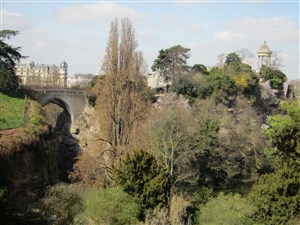 Affiche de Visite guidée : De la Villette aux buttes Chaumont au coucher du soleil