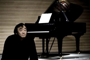 Affiche de Kun-Woo Paik | piano et ses amis